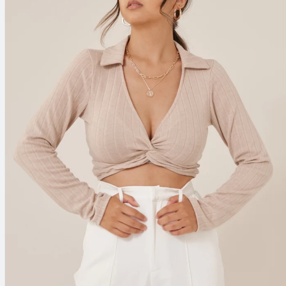 Twist V neck Crop top